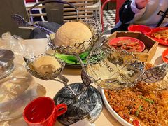 霸王酥皮叉烧包-避风塘(宝山万达店)