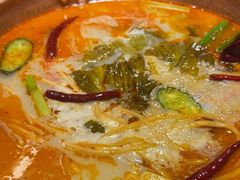 -洱火云南酸菜牛肉火锅(石景山当代商城店)