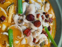 -周渝食惦·酸菜鱼精致川菜(横岗店)