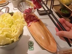 -左庭右院鲜牛肉火锅(金山万达店)