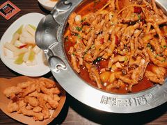 -胖哥俩肉蟹煲(华贸店)