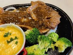 -豪客来牛排(中央花苑店)