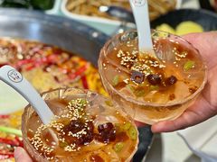 -茅草房·河畔园林火锅