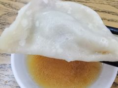 -金城包子牛肉灌汤包(台东四路店)