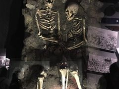 被活埋的男女-沈阳“九·一八”历史博物馆