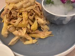 盐焗手撕鸡-尚一汤·粤菜海鲜(环球港店)