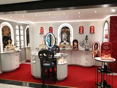 -文艺复兴百货(米兰大教堂广场店)