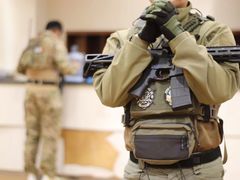 -兵魂·室内真人CS枪战俱乐部·团建·军事轰趴馆