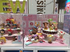 -泡泡玛特POPMART(蓝色港湾店)