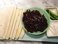 京酱肉丝薄饼-小菜园新徽菜(宜兴八佰伴店)
