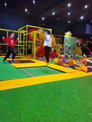 -蹦蹦跳跳(新奥购物中心店)