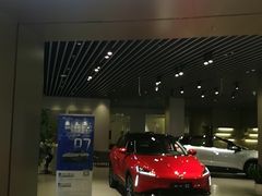 -小鹏汽车体验中心(苏州龙湖狮山天街店)