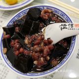 下大雨在店里避雨待了好久