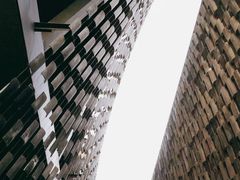 -知美术馆