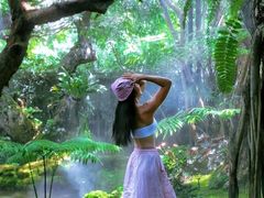 -Chom Cafe and Restaurant