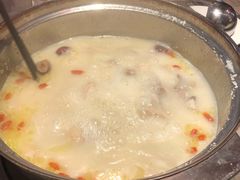 -鸣牌鸡煲(大岭山店)