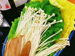 -西子馋火锅鸡•涮品自助(桥东街店)