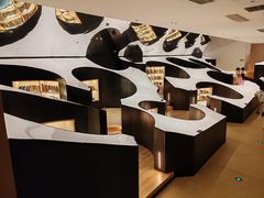 -涨巢·潮玩水疗局