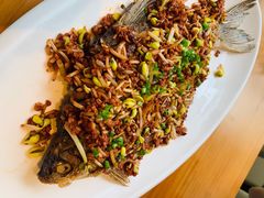 干烧武昌鱼-莲餐厅·湖北菜·藕汤是头牌(愚园路店)