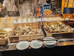 -雍容荟帝王蟹活龙虾展台自助(IFS黑金店)