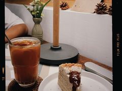 -In Cafe隐食研室
