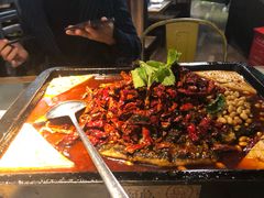 重庆豆花烤鱼-探鱼·鲜青椒爽麻烤鱼(苏宁广场店)