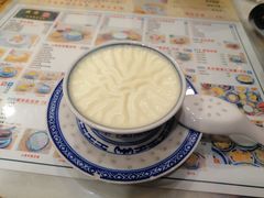 -广信牛奶甜品世家(台东店)