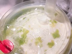 冰激凌猫眼绿宝石-奈雪的茶(石家庄万象城店)