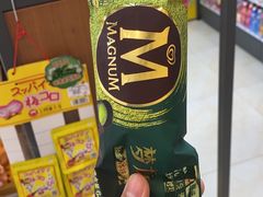 -全家便利店(洛川东路店)