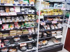 -全家便利店(上海南站站店)