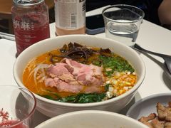 小锅米线-胡麻(静安嘉里店)