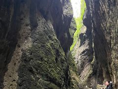 -龙水峡地缝景区