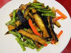 -鸿亨泰杂鱼馆(港馨家园店)