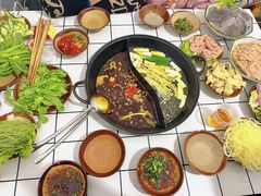 -重庆故事姊妹老火锅(财经学院店)