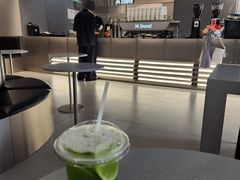 -M Stand(成都COSMO店)