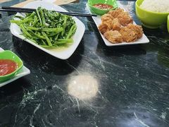 -小海豚•老字号海鲜餐厅(天涯店)