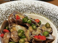 -臻鲜燕海鲜融合餐厅(金陵style店)