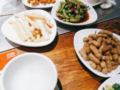 -龙巢盱眙龙虾·牛蛙·烧烤宵夜(八卦岭店)