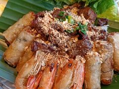 -大头虾越式风味餐厅(光明广场店)