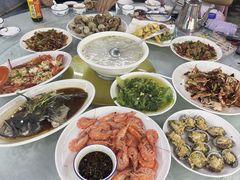 -范饭椰林川湘味海鲜·椰子鸡(三亚湾椰梦长廊店)