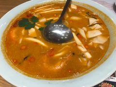 暹罗经典冬阴功汤-泰悦澜·泰国餐厅(万象城店)