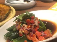 番茄酸辣秋葵-云海肴·汽锅鸡·云南菜(领展购物广场·中关村店)