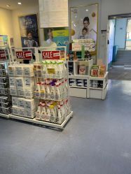 -爱婴室(上海浦建路店)