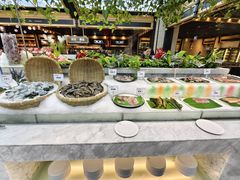 -川骄海鲜自助(王府井奥莱UP TOWN店原世界之花店)