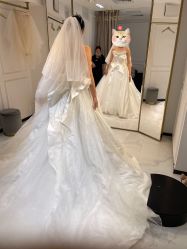 点击看大图 -GRACE KELLY婚纱与礼服(北京店)