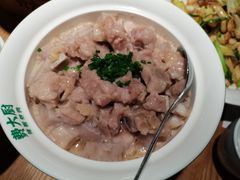 -费大厨辣椒炒肉(万家丽一店)