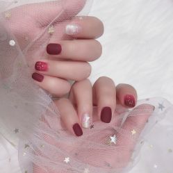 -吉吉靓甲美睫