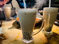 大红袍珍珠奶茶-湊湊火锅·茶憩(杭州湖滨银泰in77店)
