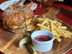 -羽深肉铺 Steak & Wine