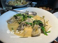 百年烧溪鱼-渔沧米缸·绍兴美食(万达店)